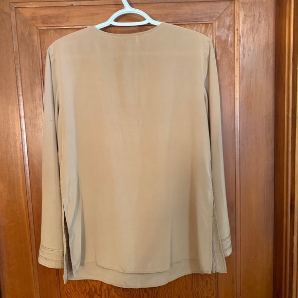 Taupe Mimi Maternity 100% Silk Blouse with Wide Sleeves and Decorative Design M - Picture 11 of 16